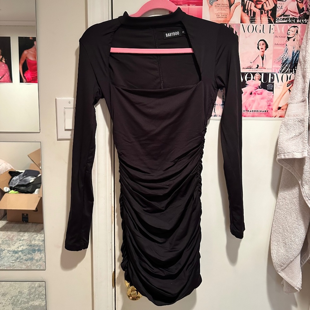 Black Long-Sleeve Mini Dress with Cutout Neckline - Picture 5 of 7